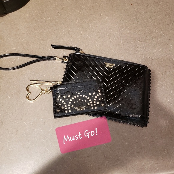 Victoria's Secret Handbags - 🎁Final price NWOT Victorias Secret Clutch &wallet